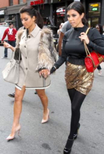 Kim Kardashian e Kourtney Kardashian, amor de irmãs