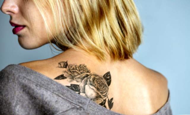 Il tempo necessario per la guarigione del tatuaggio