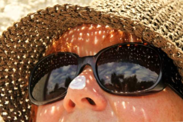 Crema solare per evitare occhiaie